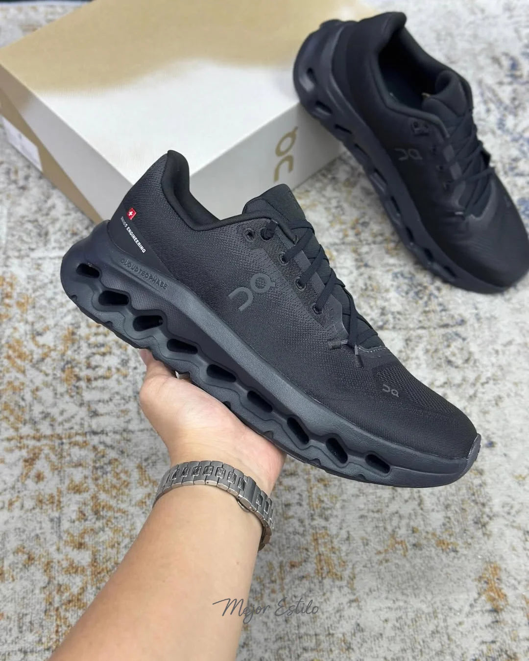 Calzado On Cloud Negro- Ultra Livianos 🖤