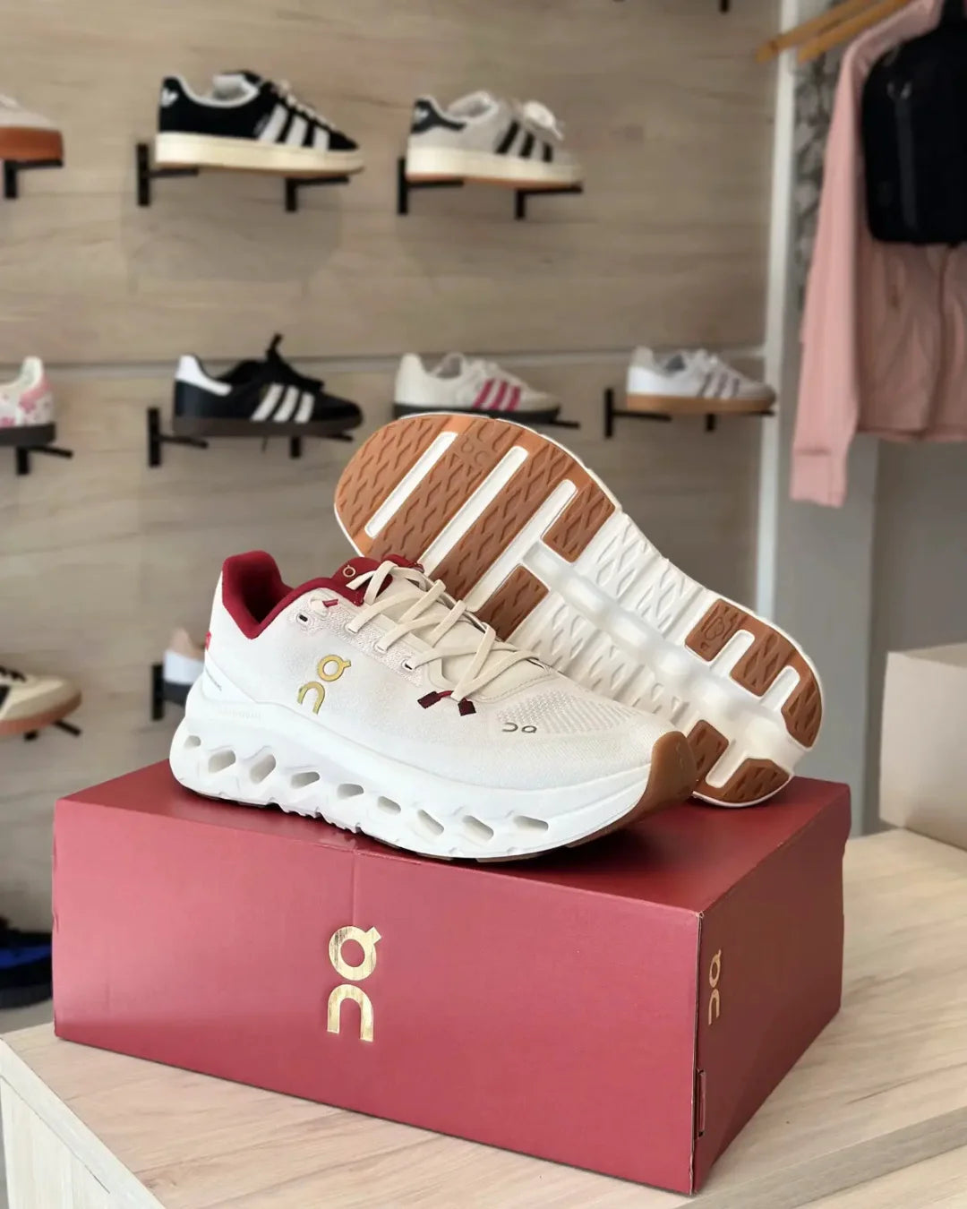 Calzado On Cloud Cherry 🍒 - Ultra Livianos
